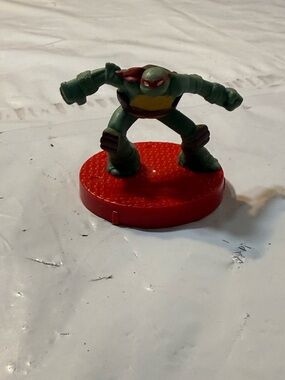 Teenage mutant ninja turtles Raphael 2.5” inch action figure